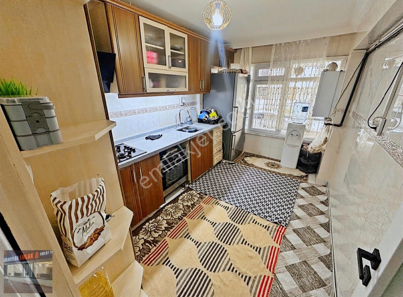 Kuşcağız Mah.de 3+1 Kat Konumunda Geniş M2 Kredye Uygun Ön Cephe