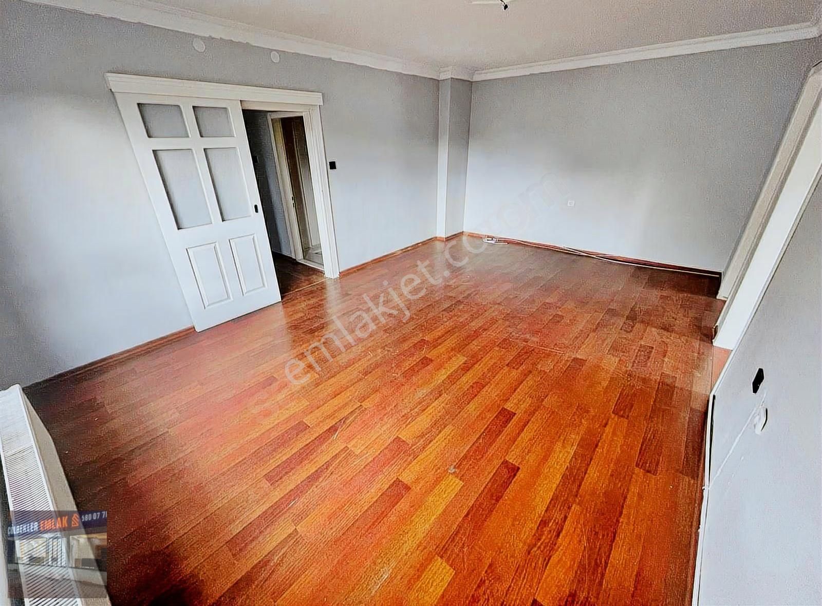 Adnan Menderes Mah.de 3+1 Ara Kat'ta Geniş M2 Acil Fırsat Daire! - Görsel 22