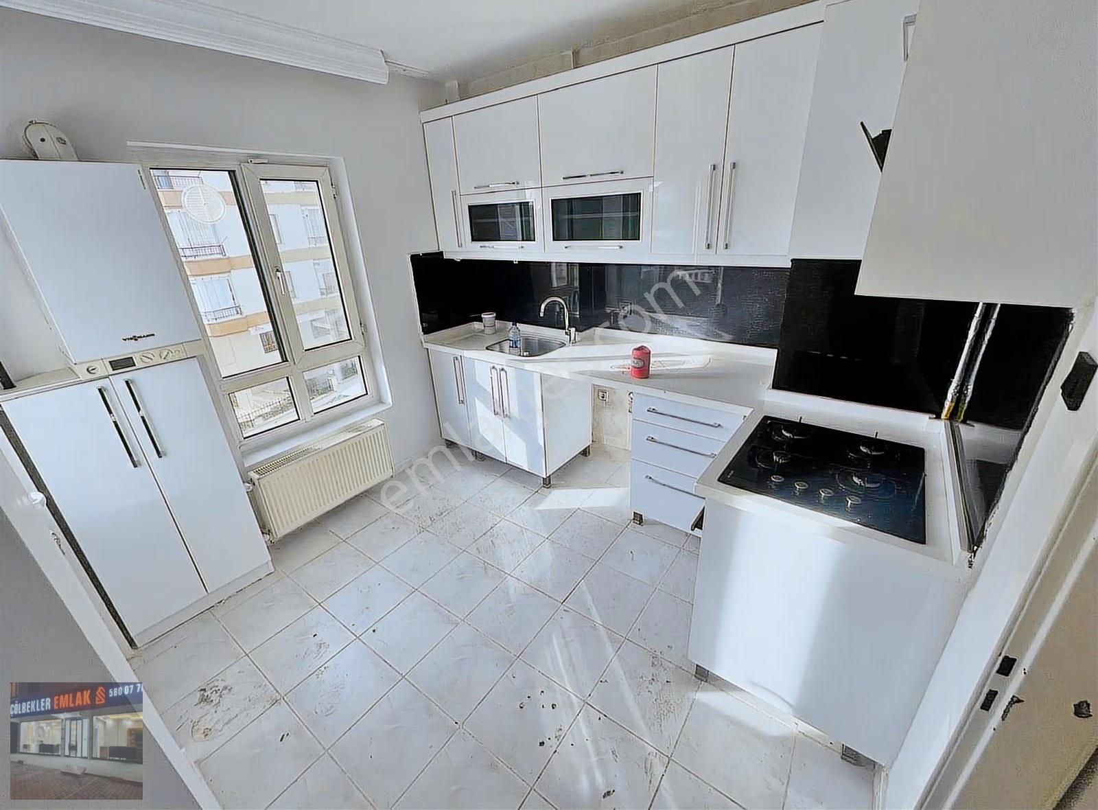 Adnan Menderes Mah.de 3+1 Ara Kat'ta Geniş M2 Acil Fırsat Daire! - Görsel 6