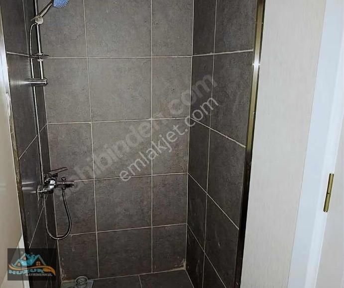 Meydan Ardıçlı'nın Eşsiz Konsepti Ve Modern Sitede Kiralık - Görsel 15