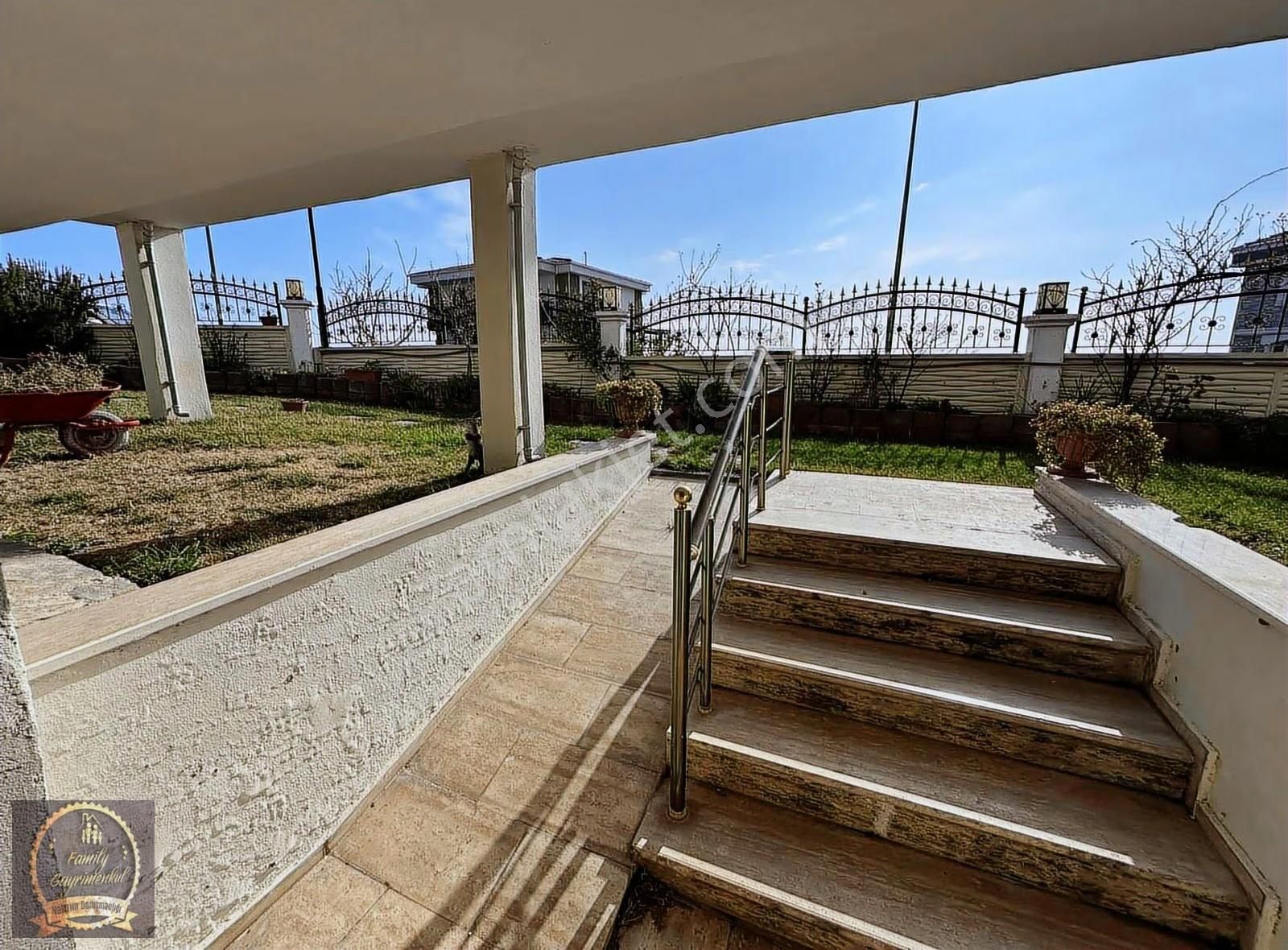 Silivri'de 8+2 Lüks Full Deniz Manzaralı Prestijli Villa - Görsel 7