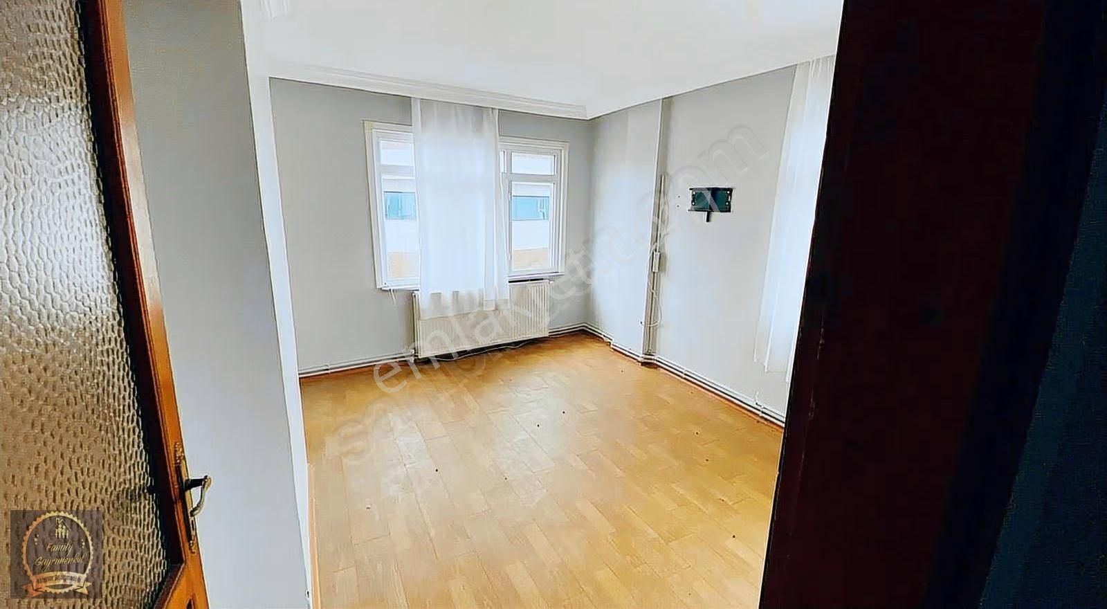 Silivri Merkez Alibeyde 85m² Net, İç Dıș Yenilenmiş Fırsat Daire - Görsel 4