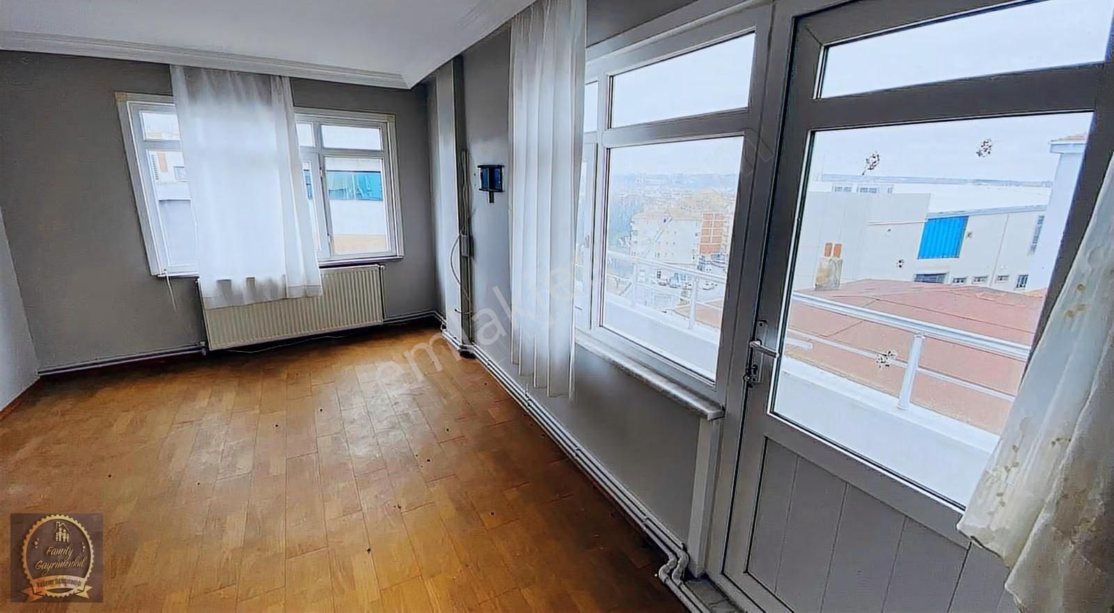 Silivri Merkez Alibeyde 85m² Net, İç Dıș Yenilenmiş Fırsat Daire - Görsel 5