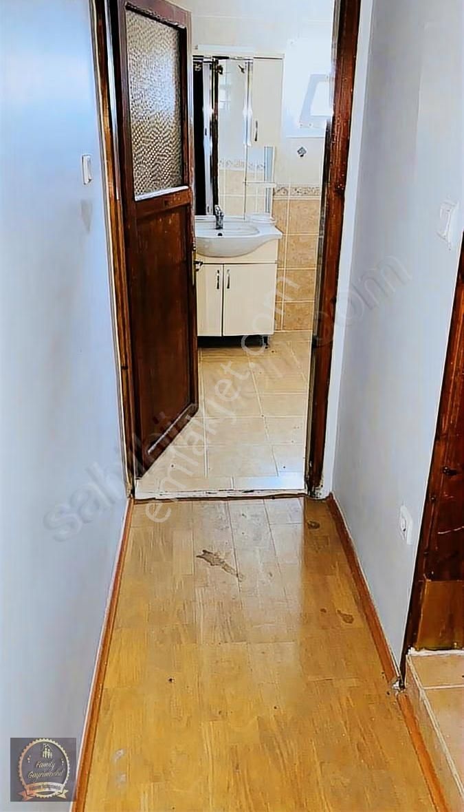 Silivri Merkez Alibeyde 85m² Net, İç Dıș Yenilenmiş Fırsat Daire - Görsel 9