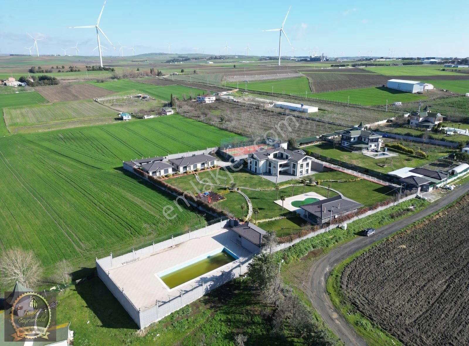 Silivri'de Emsalsiz Ultra Lüks Çiftlik Evi-villa - Görsel 21