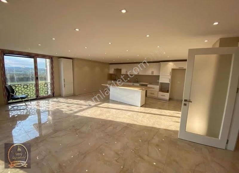 Silivri'de Emsalsiz Ultra Lüks Çiftlik Evi-villa - Görsel 16