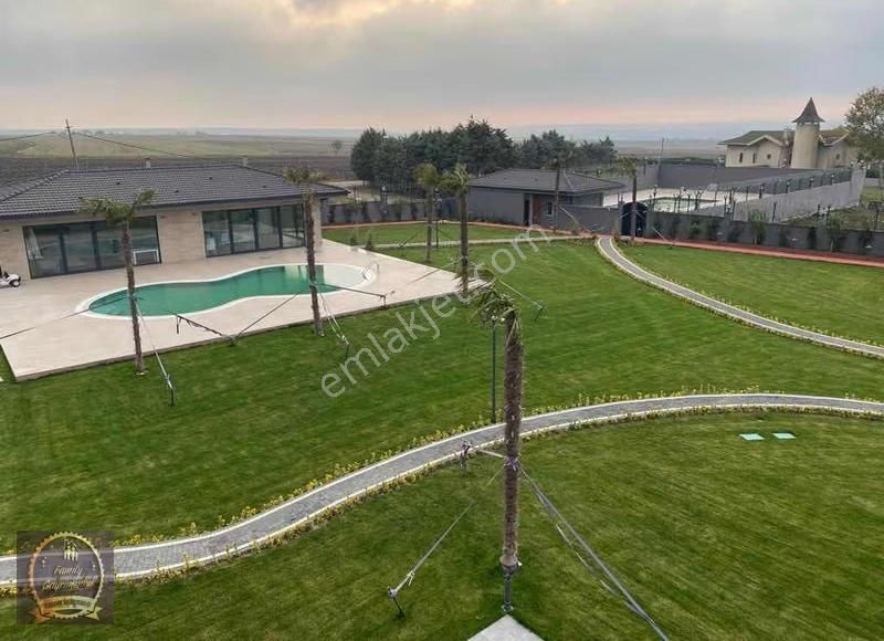 Silivri'de Emsalsiz Ultra Lüks Çiftlik Evi-villa - Görsel 17