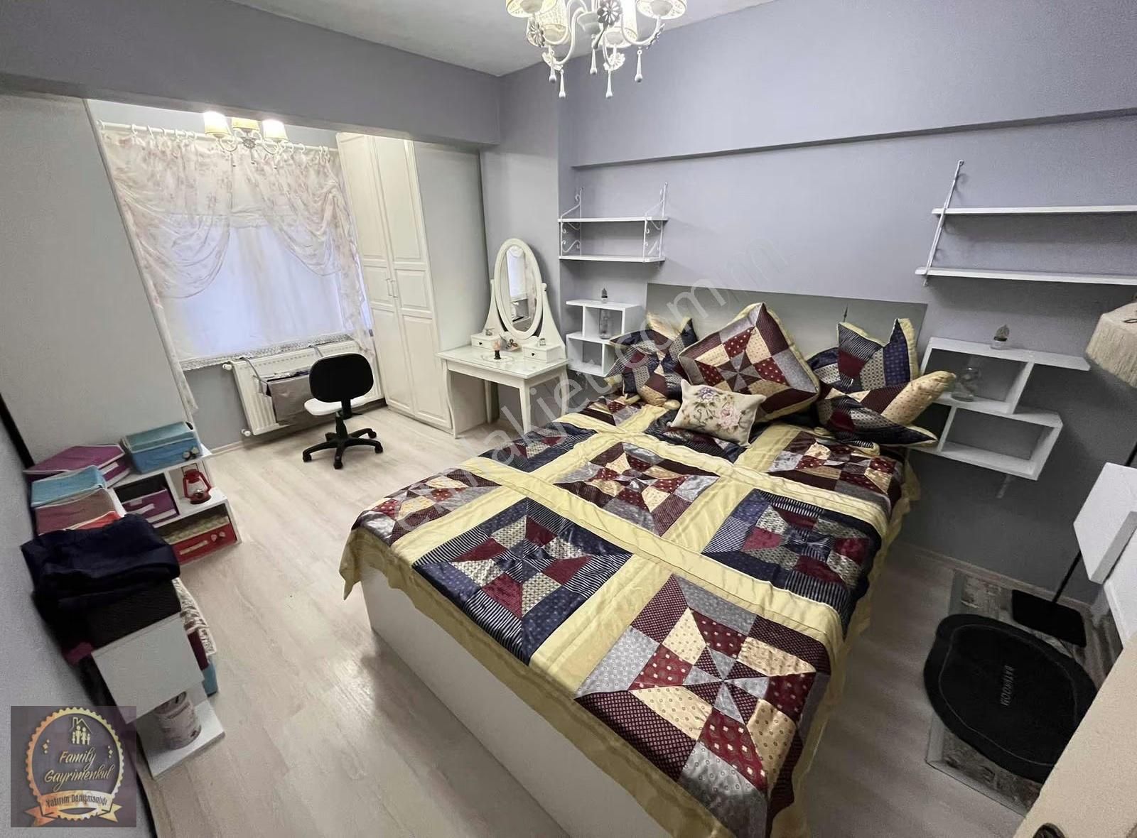 Site İçi Deniz Manzaralı Eşyalı Kiralık Ters Dubleks - Görsel 15