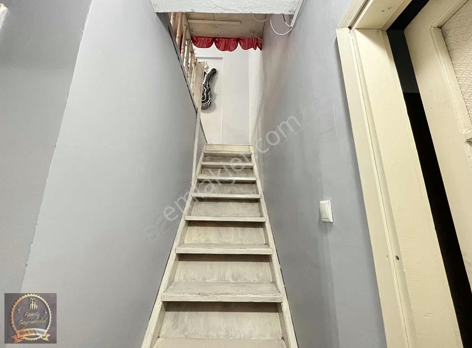 Site İçi Deniz Manzaralı Eşyalı Kiralık Ters Dubleks - Görsel 10