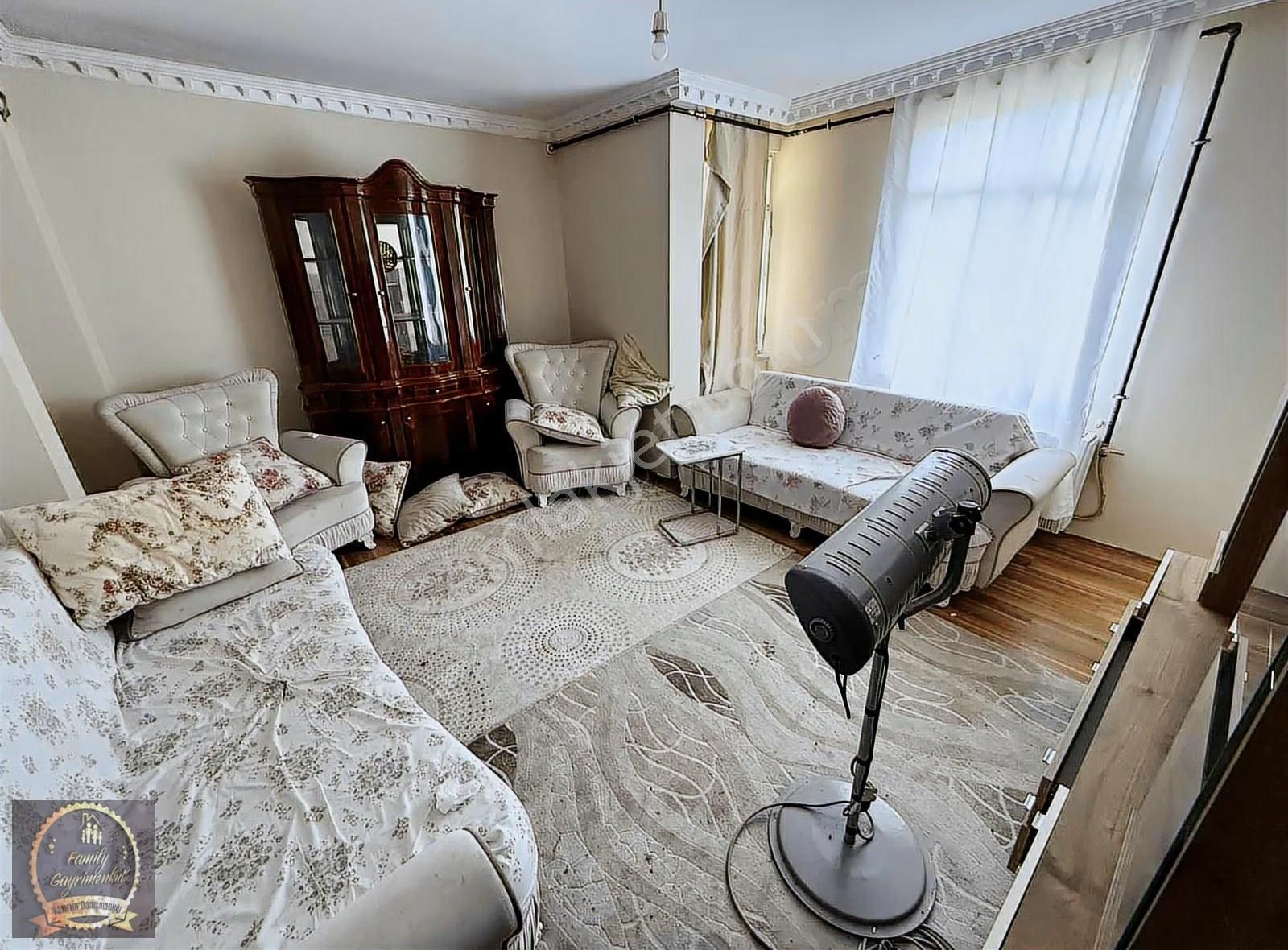 Yenimahalle'de Satılık Çiftlik Evi Ve Yatırımlık Arazi - Görsel 21