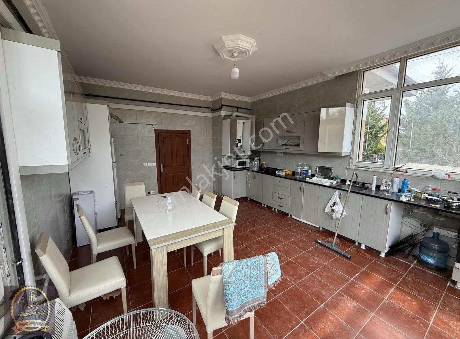 Yenimahalle'de Satılık Çiftlik Evi Ve Yatırımlık Arazi - Görsel 17