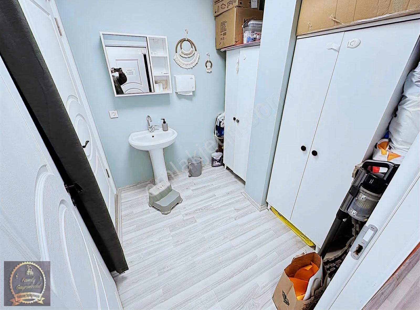 **silivri Yeni Mahallede İşlek Konumda Geniş Dükkan**takasa Açık - Görsel 3