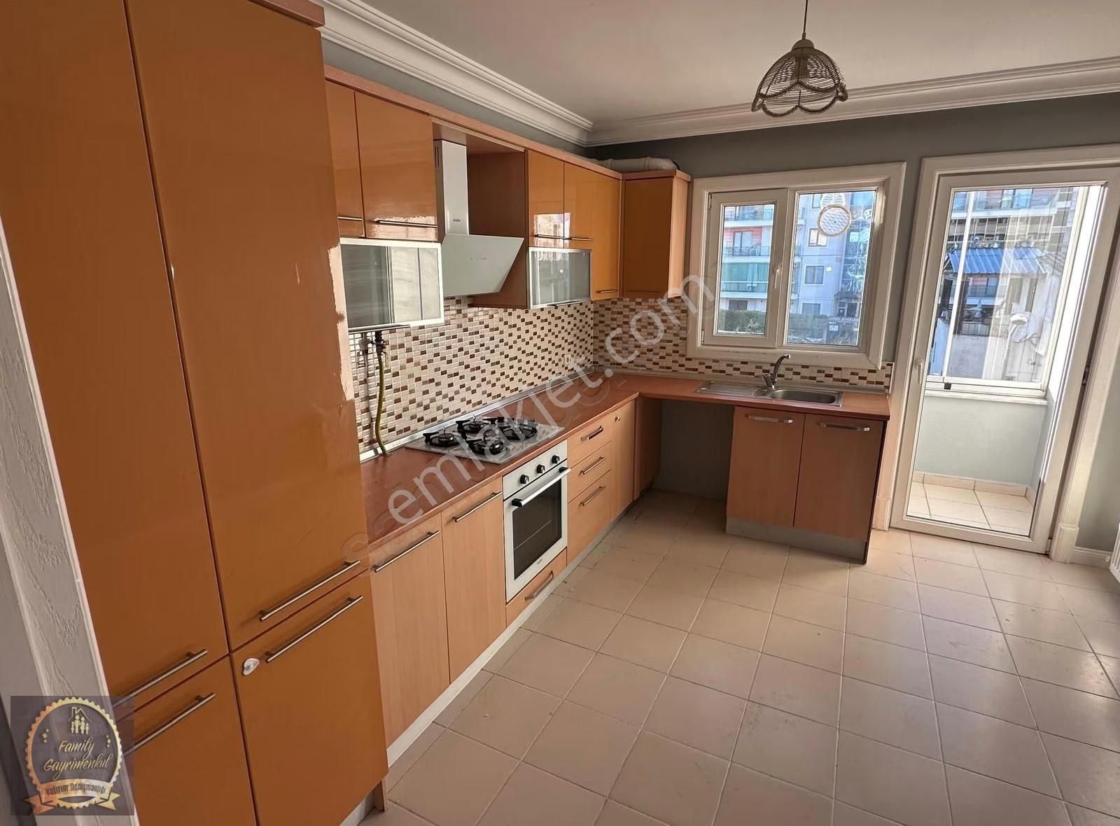 Yenimahallede Boyası Yapılmış Temiz Kiralık Daire Kaçırmayın