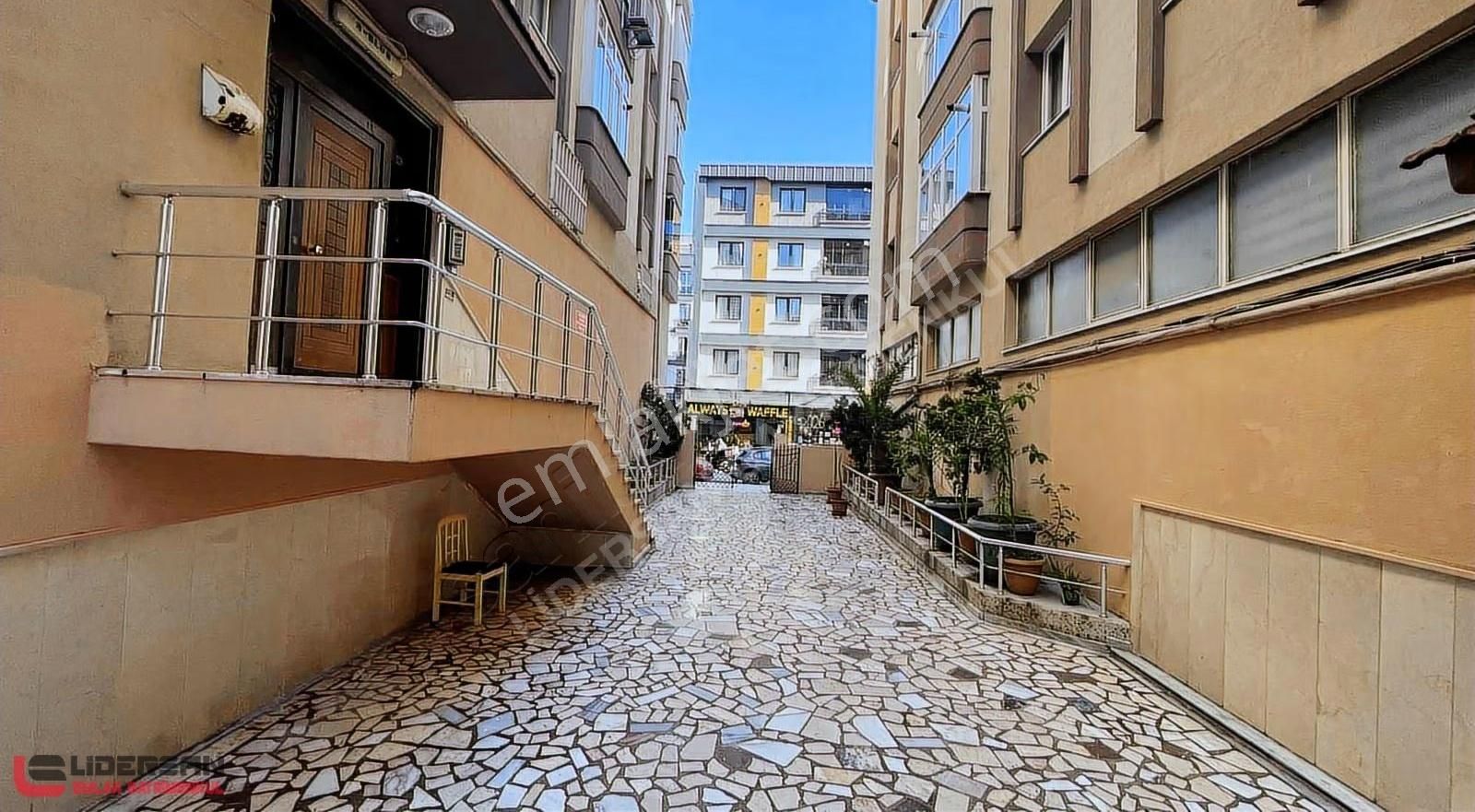 Satılık Avcılar Merkez'de 165 M² Ferah Daire - Görsel 5