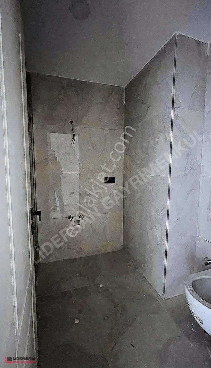 Beylikdüzü Empire'da Kiralık 2+1 Daire - Sıfır Proje - Görsel 3