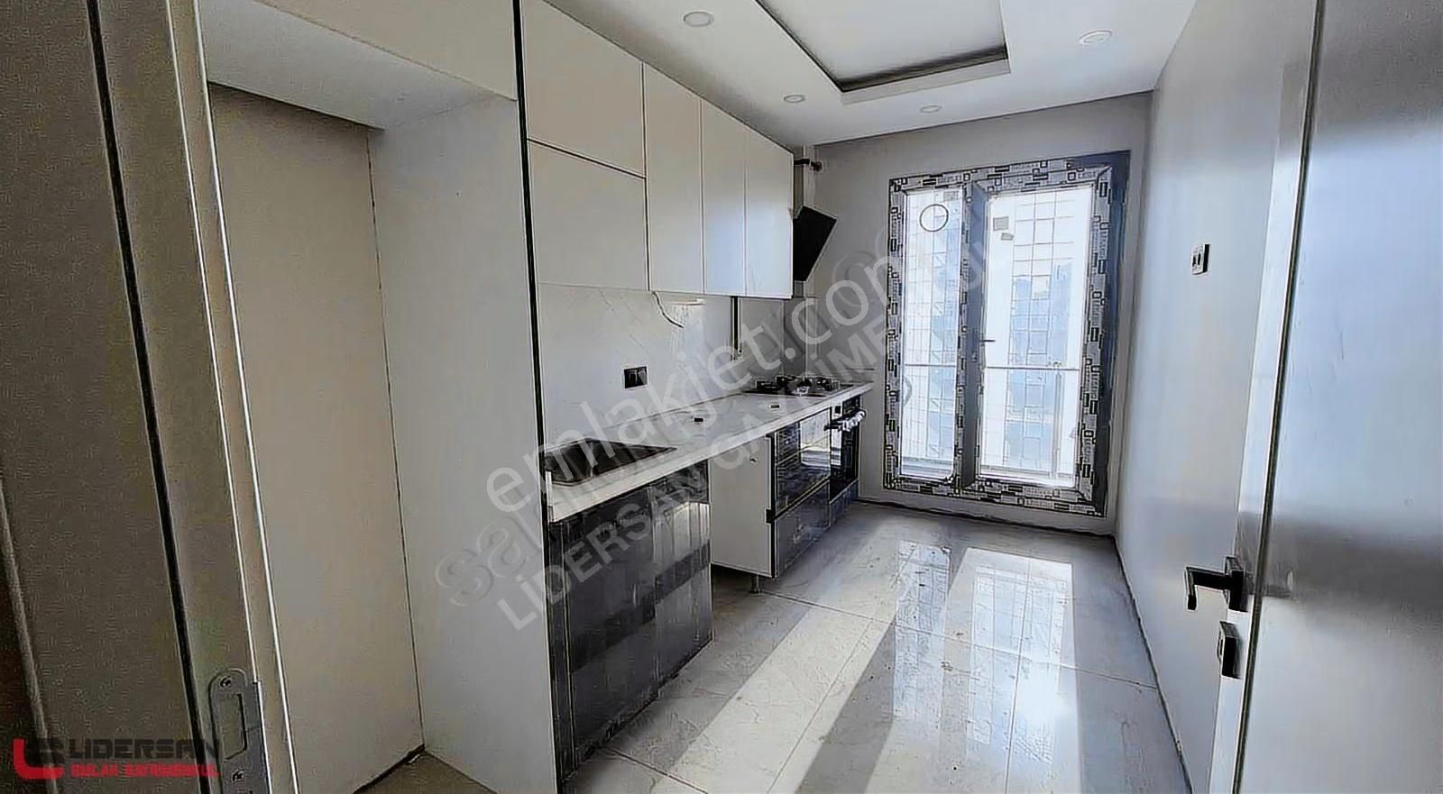 Beylikdüzü Empire'da Kiralık 2+1 Daire - Sıfır Proje - Görsel 6