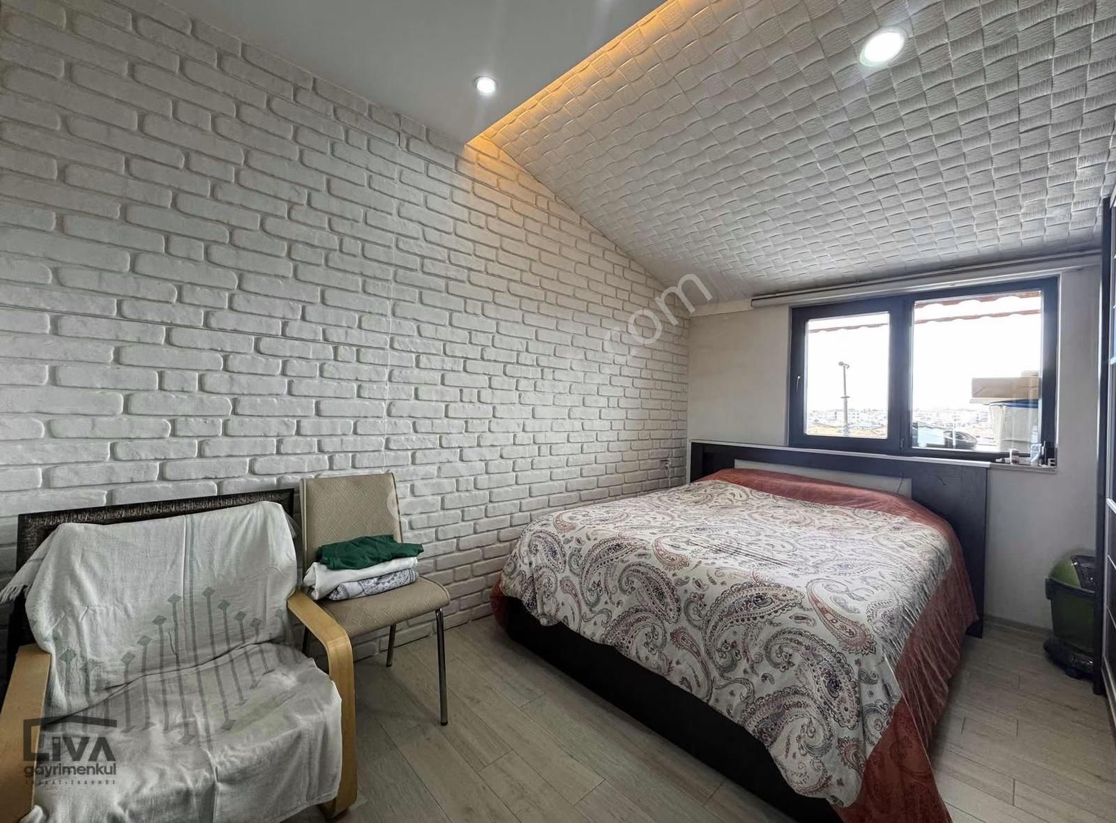 Liva'dan Merkezi Konumda Satılık 3+1 Geniş Teraslı Dubleks Daire - Görsel 16