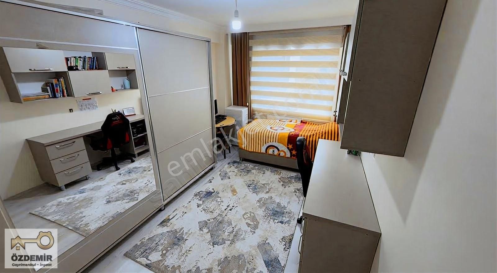 Özdemir'den Şirintepe Mah. Örme Sk. Yakını Satılık 3+1 Daire - Görsel 4