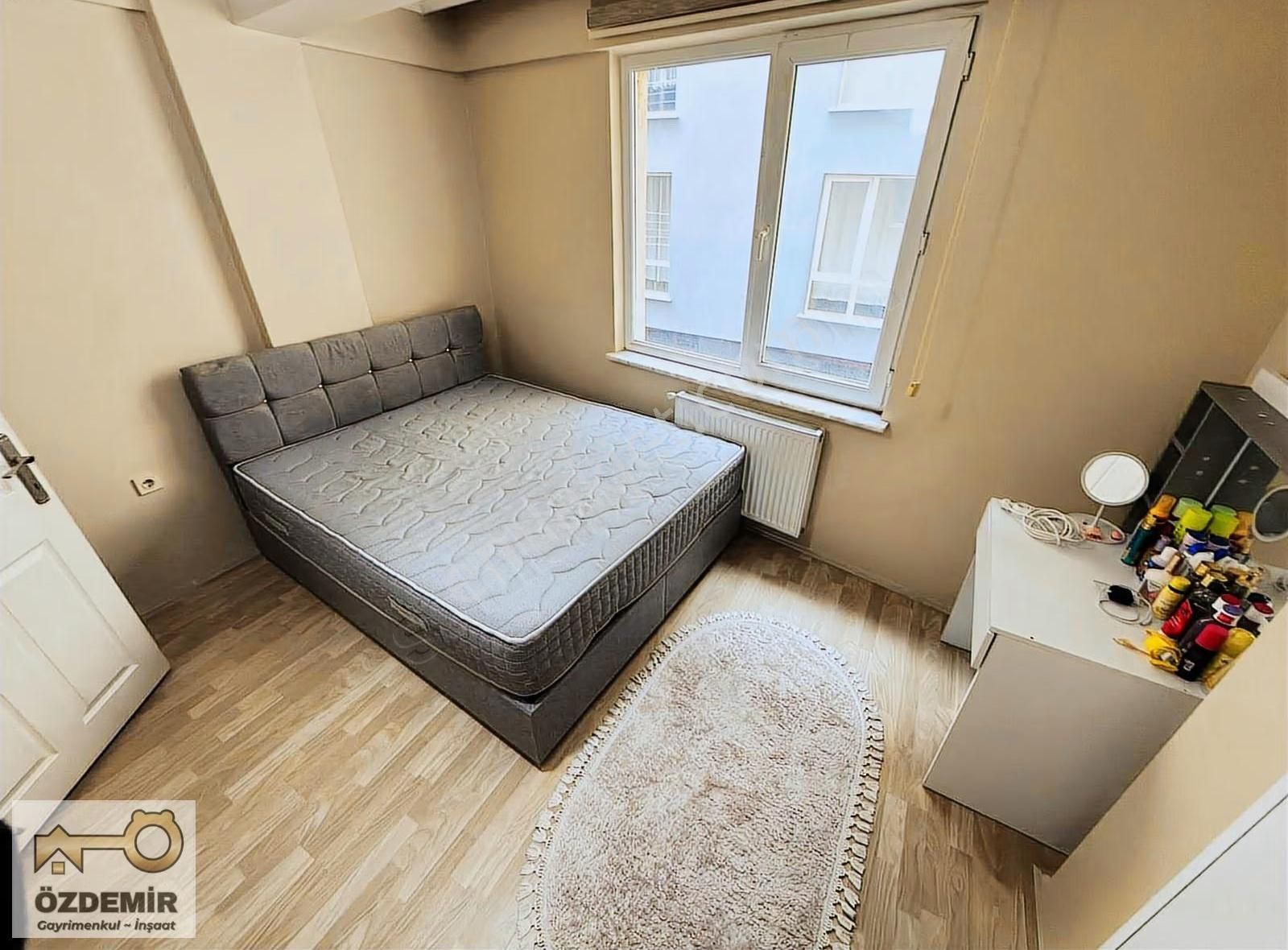 Özdemir'den Bahçelievler Mah.kiracılı Satılık 1+1 Daire - Görsel 8