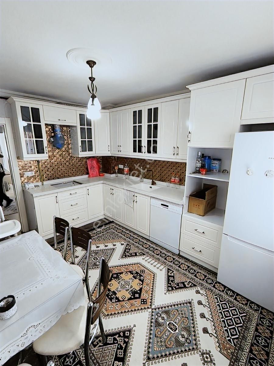 Dostluk Bulvarı Üzerinde Satılık 4 Katlı Bina - Görsel 23