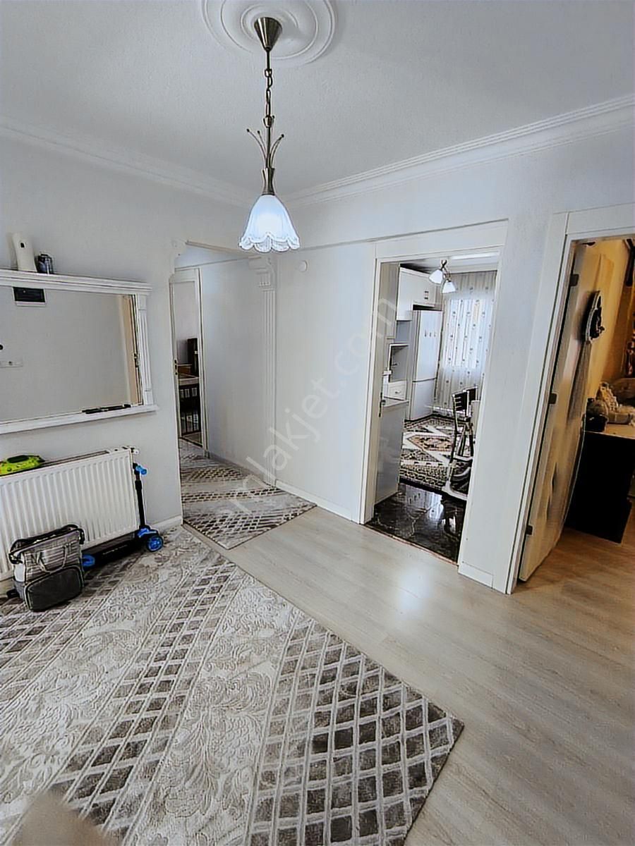 Dostluk Bulvarı Üzerinde Satılık 4 Katlı Bina - Görsel 21