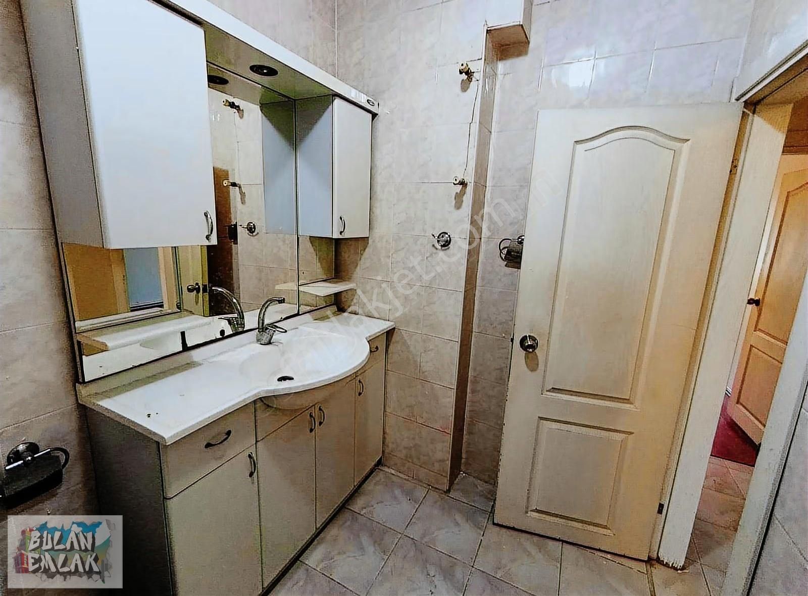 Bulan'dan Ortaköy Merkezde Boğaz Manzaralı Geniş 2+1 Daire - Görsel 16