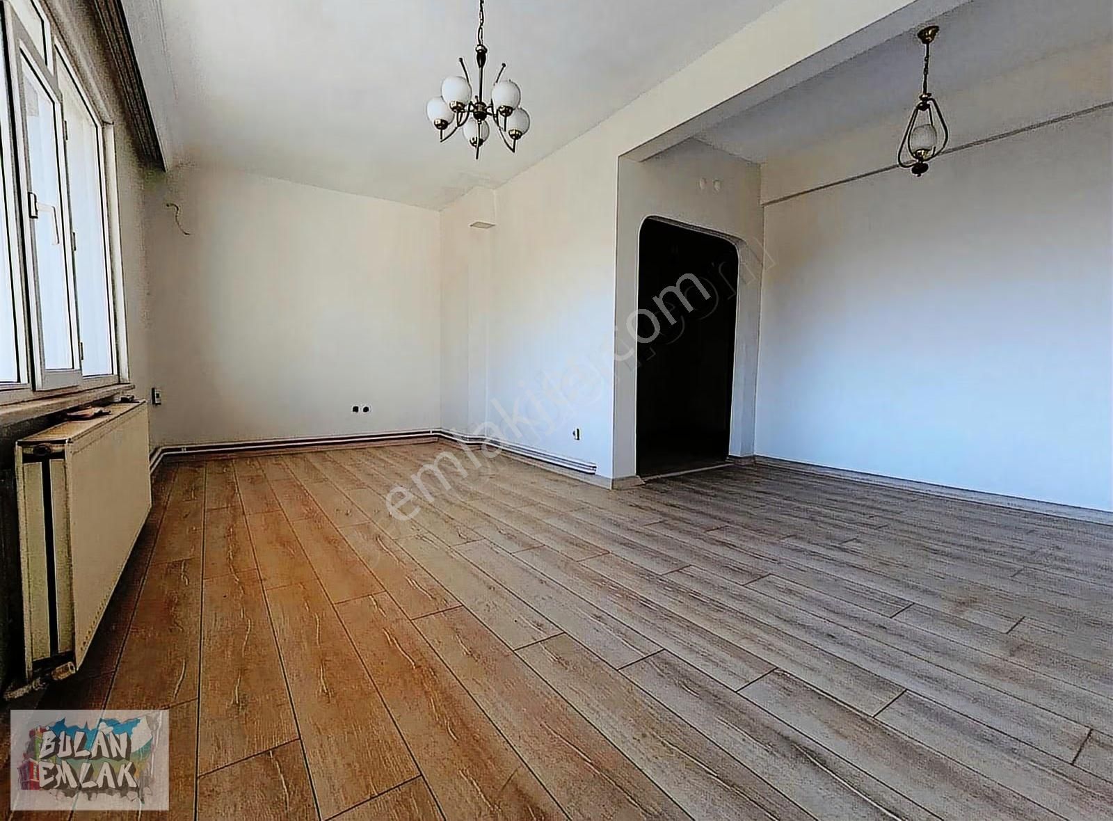 Bulan'dan Ortaköy Merkezde Boğaz Manzaralı Geniş 2+1 Daire - Görsel 9