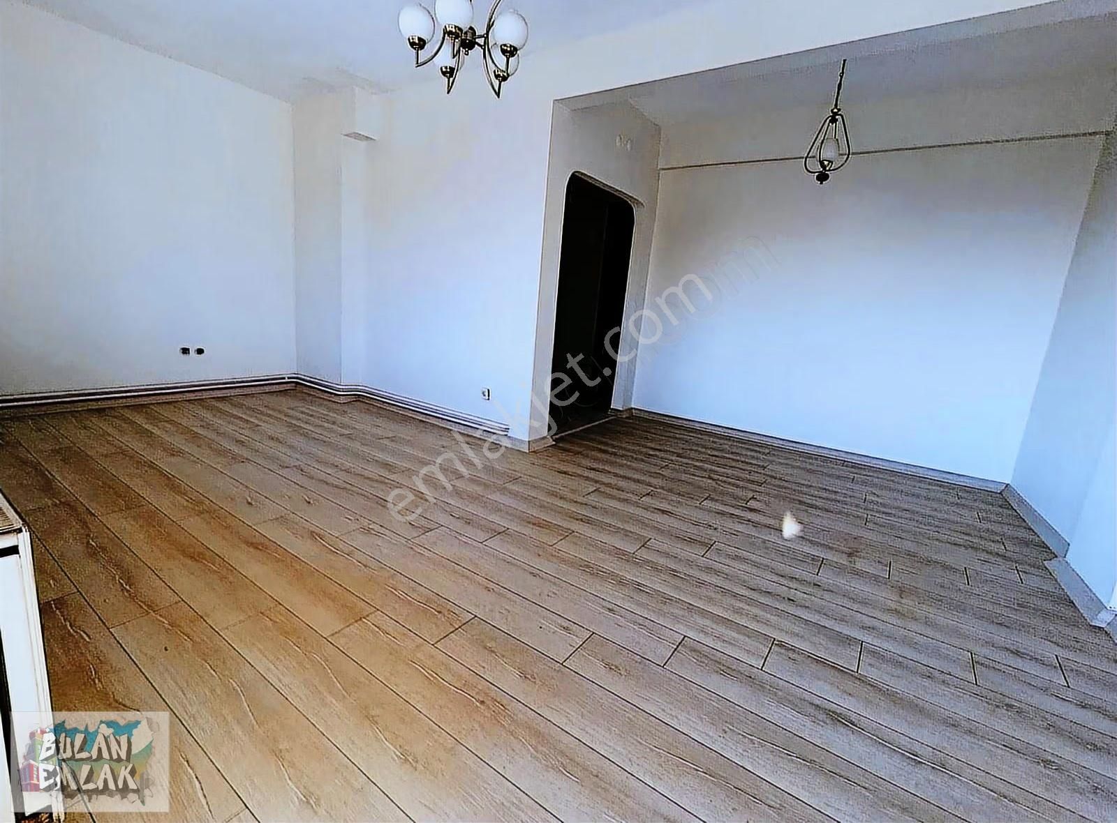 Bulan'dan Ortaköy Merkezde Boğaz Manzaralı Geniş 2+1 Daire - Görsel 10