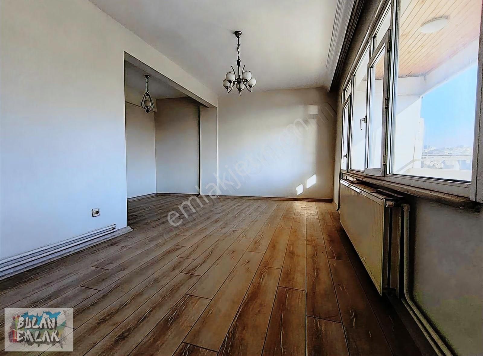 Bulan'dan Ortaköy Merkezde Boğaz Manzaralı Geniş 2+1 Daire - Görsel 3