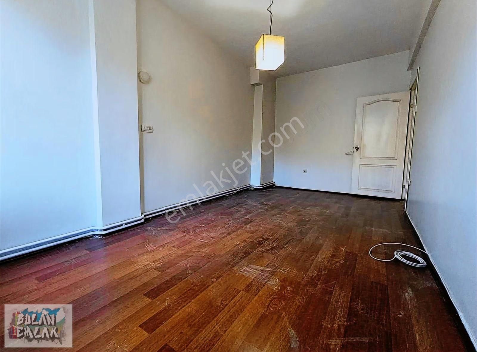 Bulan'dan Ortaköy Merkezde Boğaz Manzaralı Geniş 2+1 Daire - Görsel 13