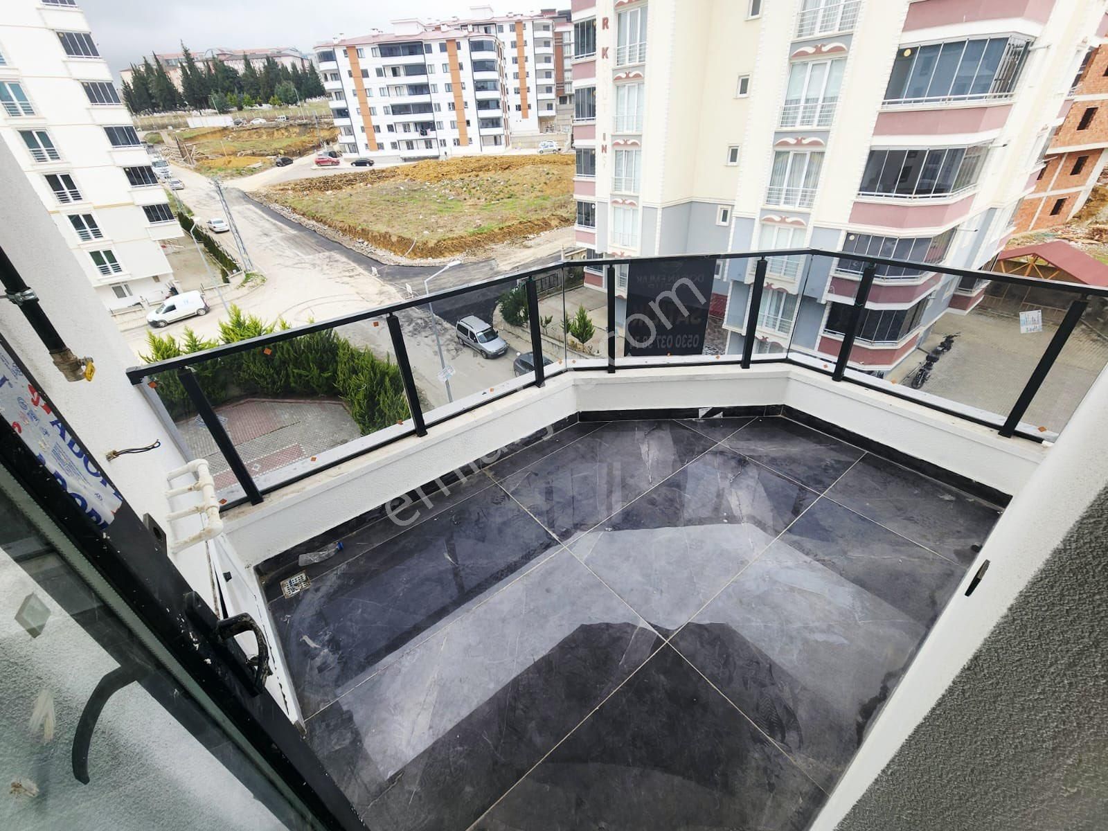Tepecik’te Sıfır Ara Kat Daire – Çift Balkon, Ebeveyn Banyolu, Otoparklı - Görsel 17