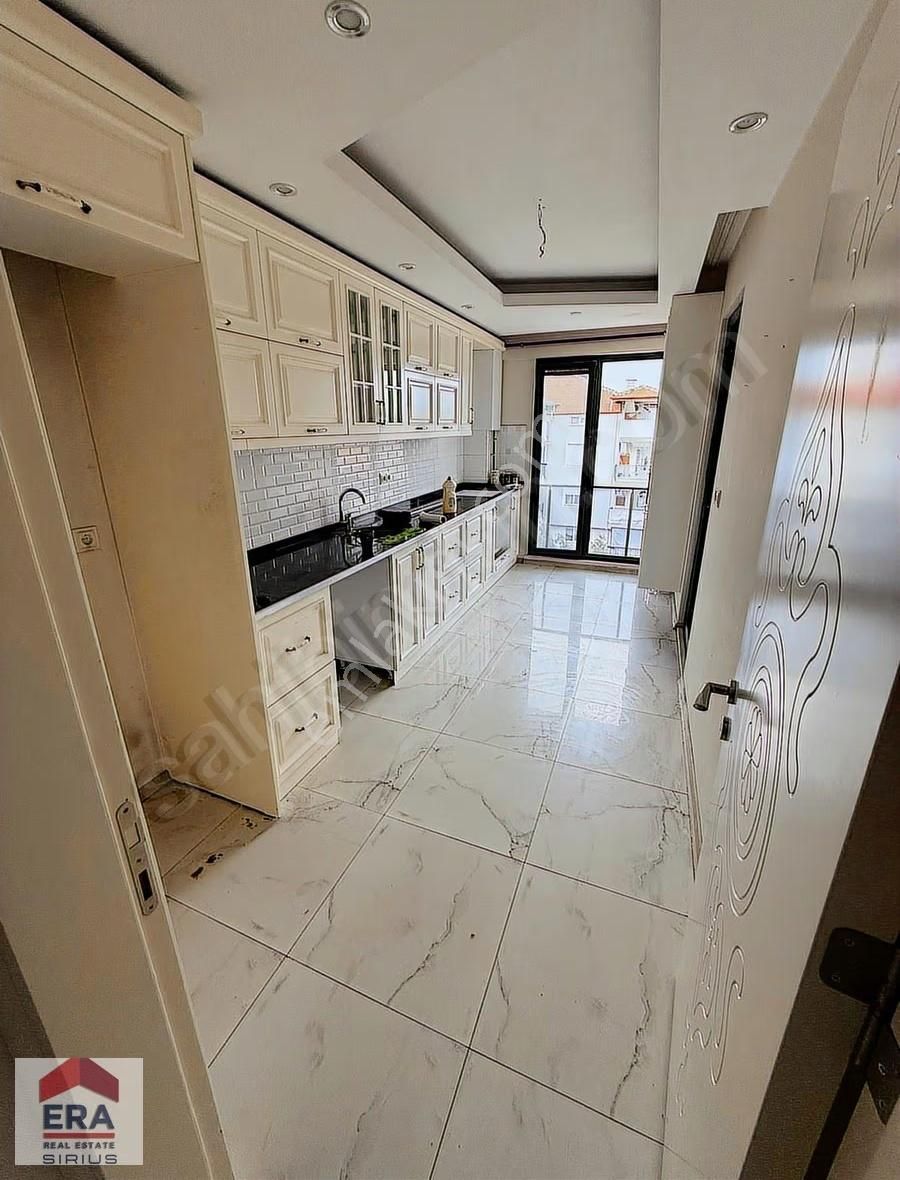 Bağbaşı Mahallesi'nde Manzaralı 245 M² Brüt Köşe Konumlu Daire - Görsel 4