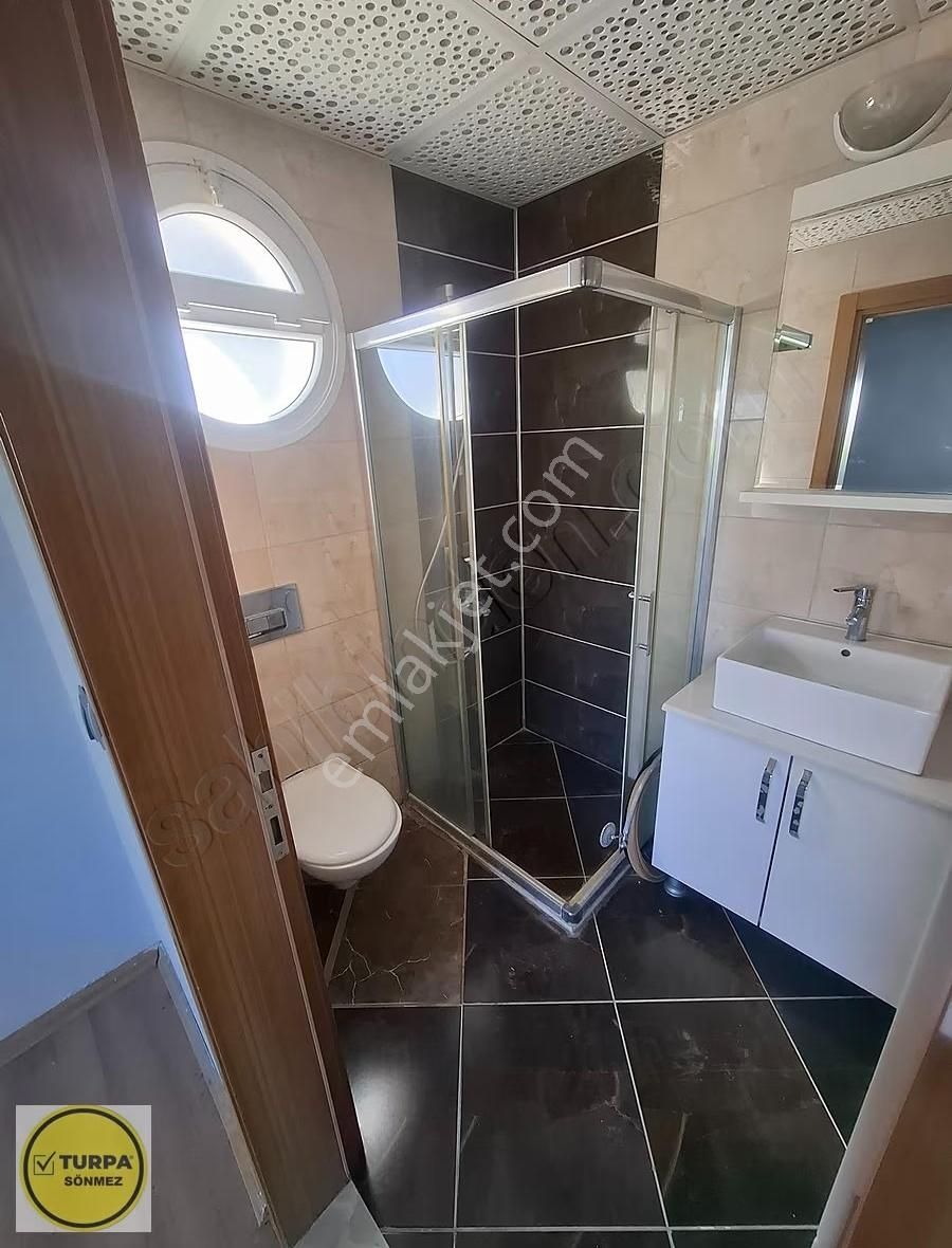 Gölcükler Mah. Harika Bir Sitede Kiralık Geniş Daire - Görsel 27