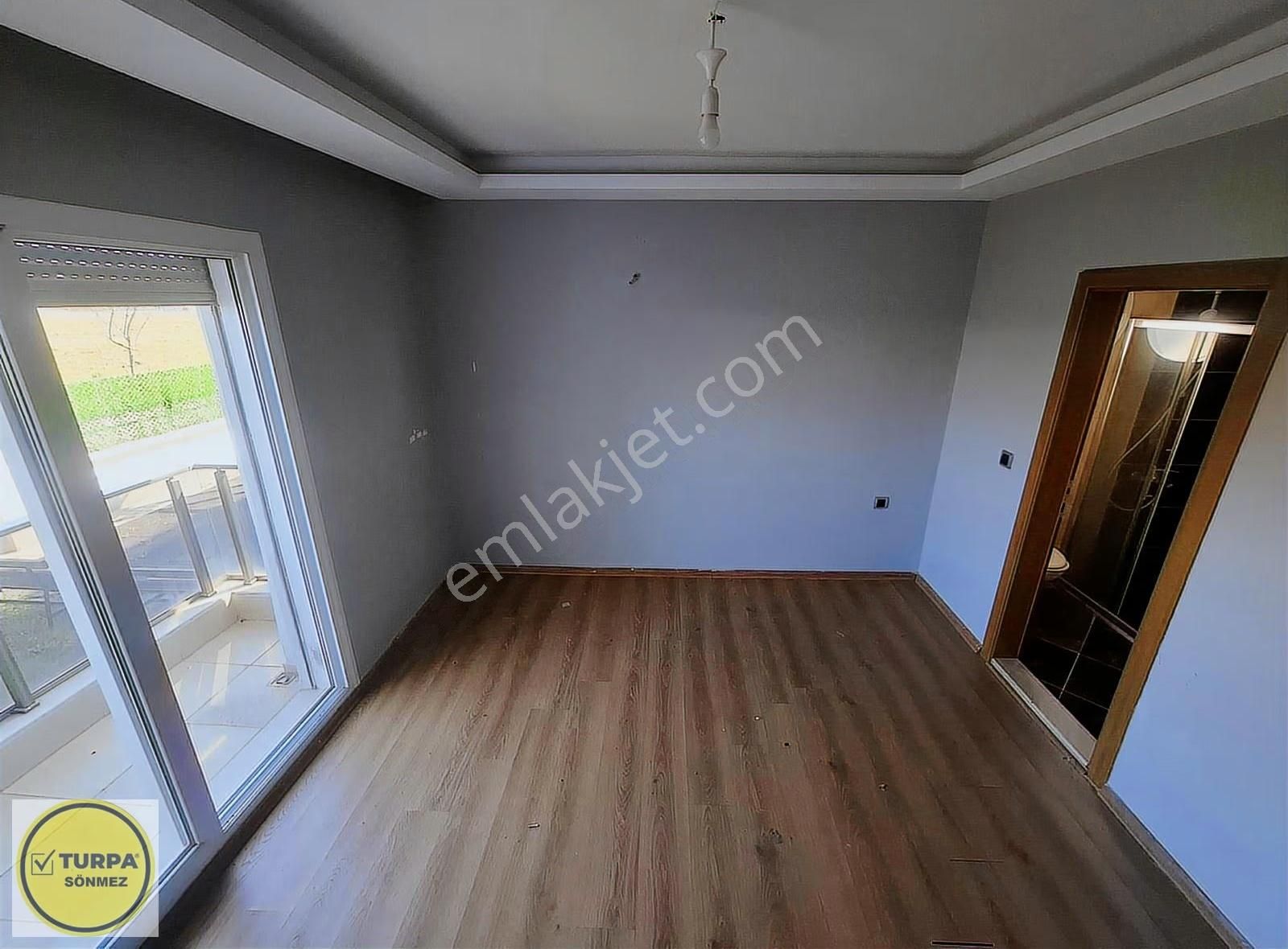 Gölcükler Mah. Harika Bir Sitede Kiralık Geniş Daire - Görsel 32