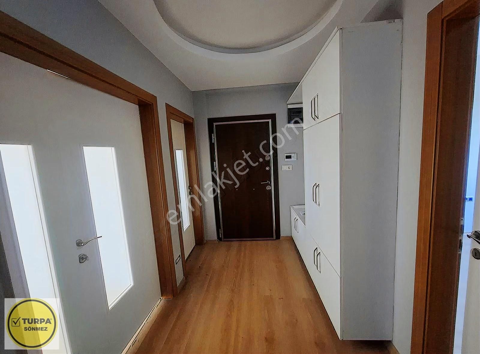 Gölcükler Mah. Harika Bir Sitede Kiralık Geniş Daire - Görsel 15