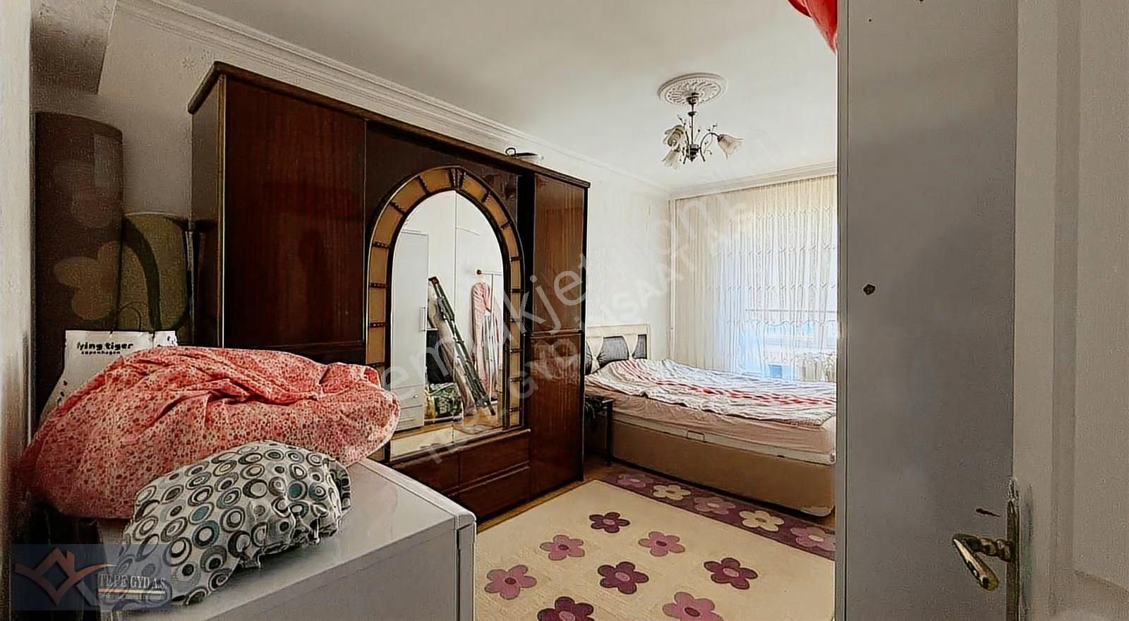 Kanuni'de Kök Tapulu 150m² 3+1 Daire Merkezi Konum Krediye Uygun - Görsel 14