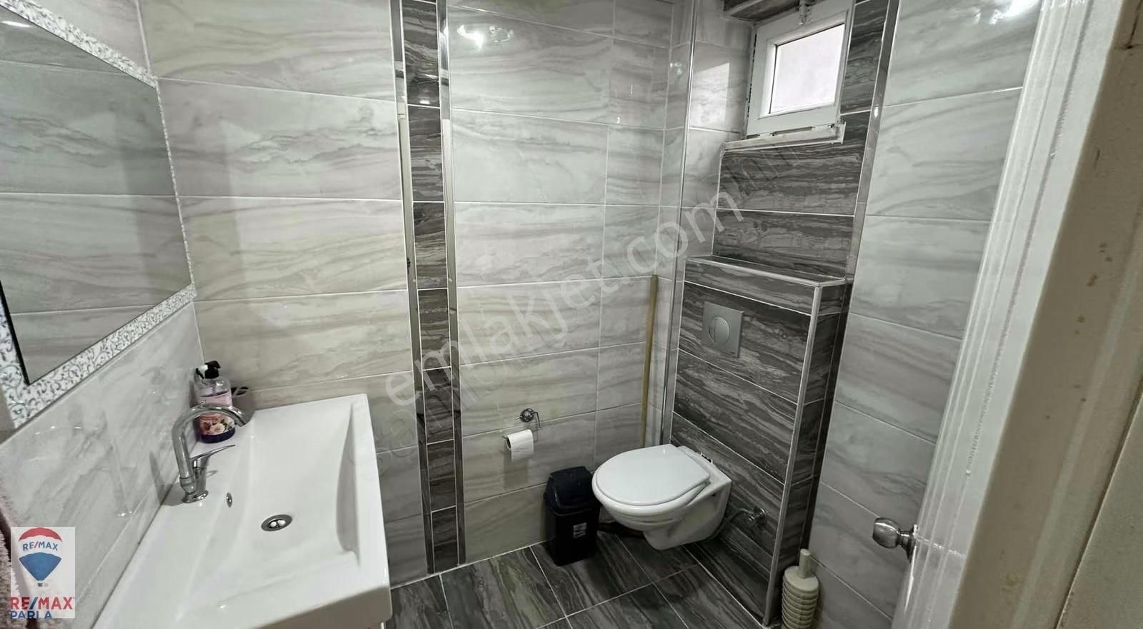 Tramvay Yoluna Cephe Satılık 2+1 - Görsel 15