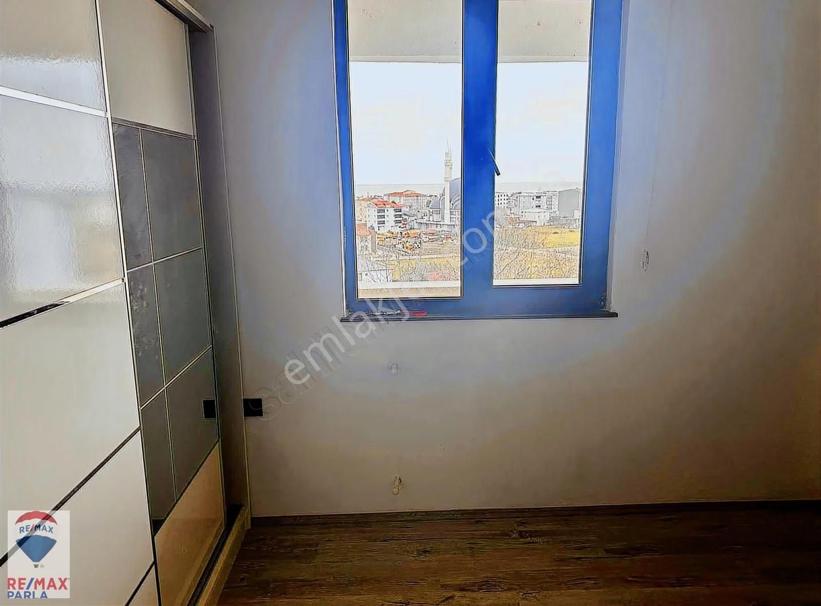 Atakum Çatalçamda Anayola Yakın Satılık Komple Bina - Görsel 3