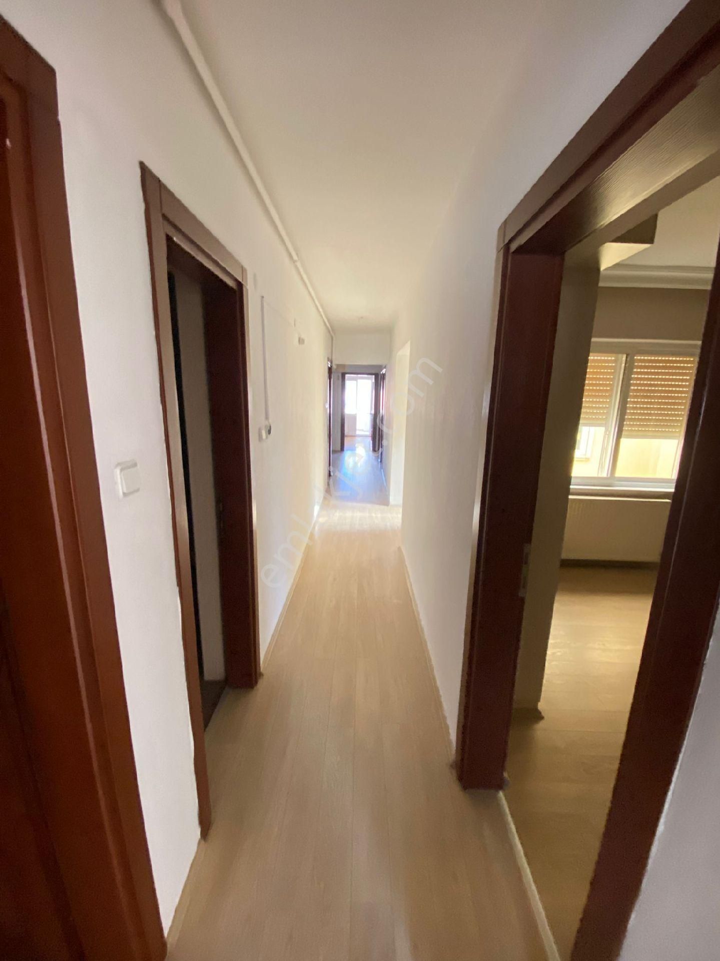 Kanal Yolu Yanında Geniş Ferah Daire - Görsel 15