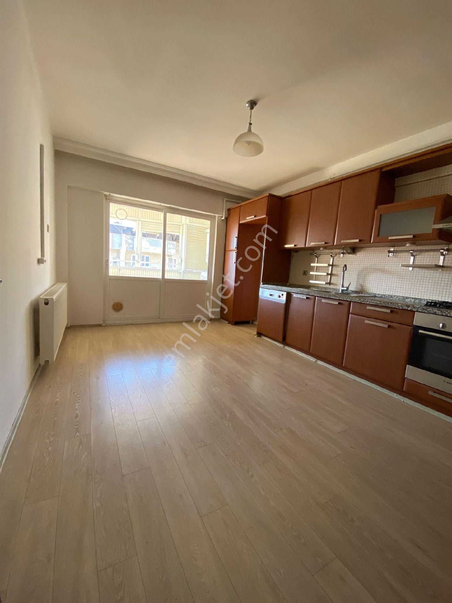 Kanal Yolu Yanında Geniş Ferah Daire - Görsel 3