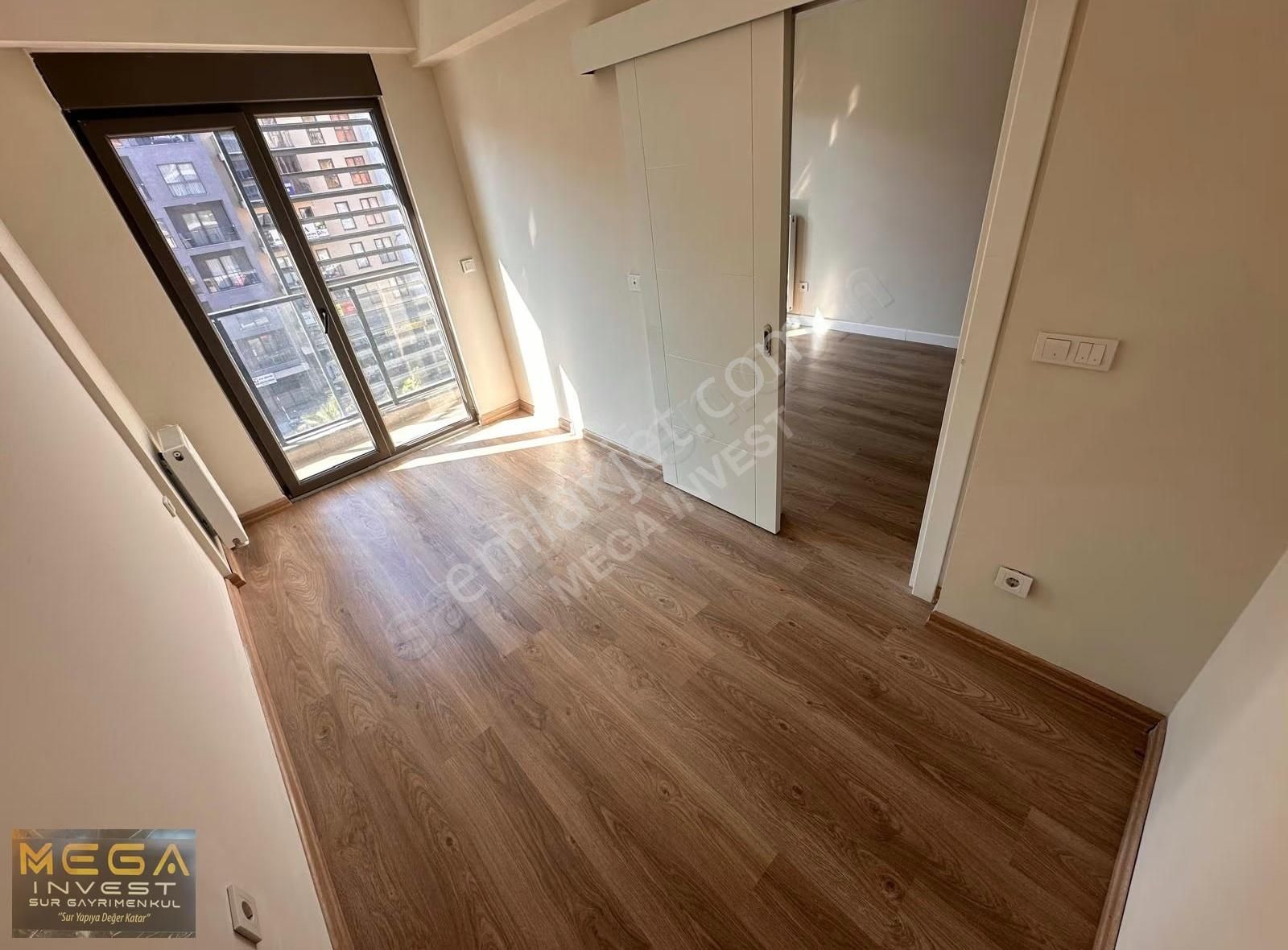 Mega İnvest'den Surcadde'de Kiralık 1+1 61 M2 Daire - Görsel 6