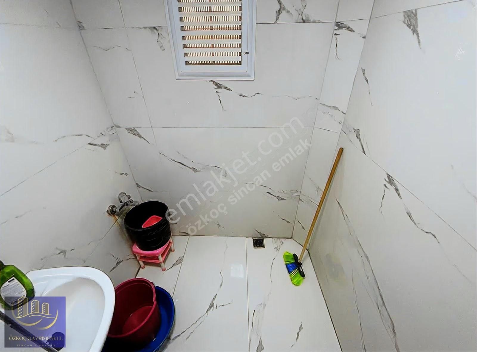 Bosna Caddesi Üzerinde Harika Konum 2+1 Yüksek Giriş Geniş Daire - Görsel 2