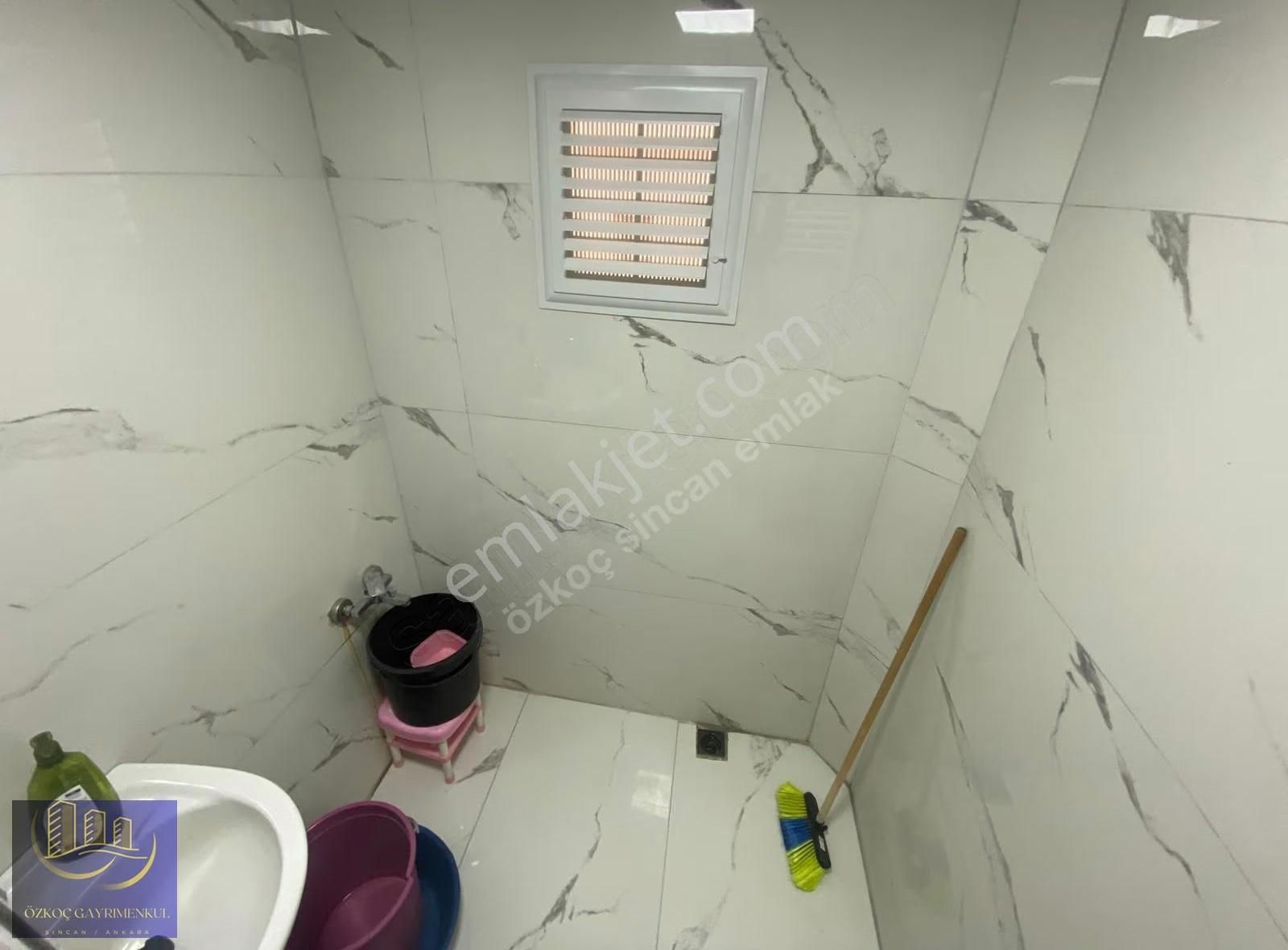 Bosna Caddesi Üzerinde Harika Konum 2+1 Yüksek Giriş Geniş Daire - Görsel 8