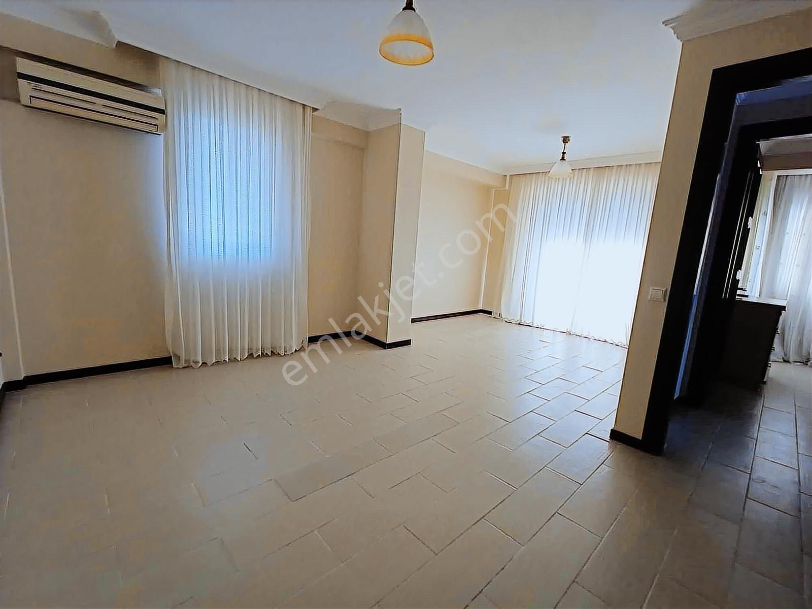 Kuşadası Deniz Manzaralı 4+1 Satılık Dubleks Daire - Görsel 13