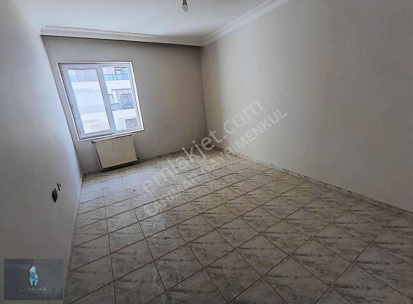 Larimar Gayrimenkulden Sürsürde Kiralık Geniş 3+1 - Görsel 9