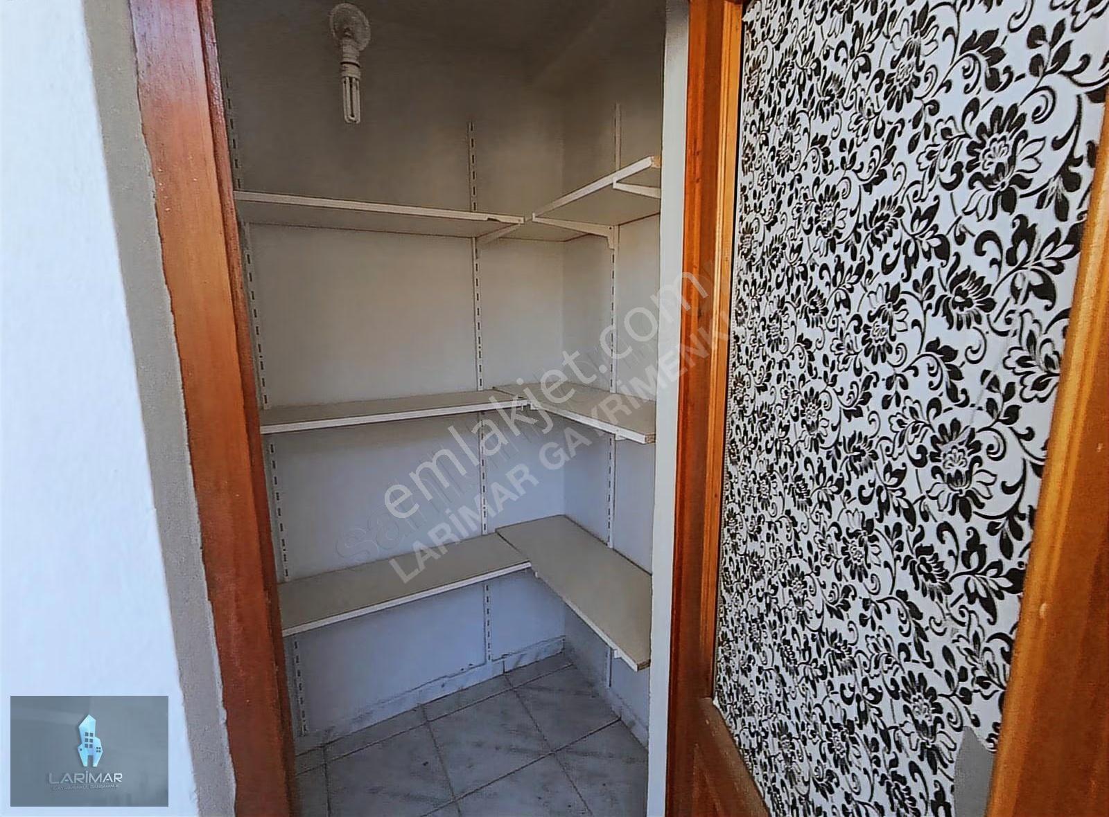 Larimar Gayrimenkulden Sürsürde Kiralık Geniş 3+1 - Görsel 27