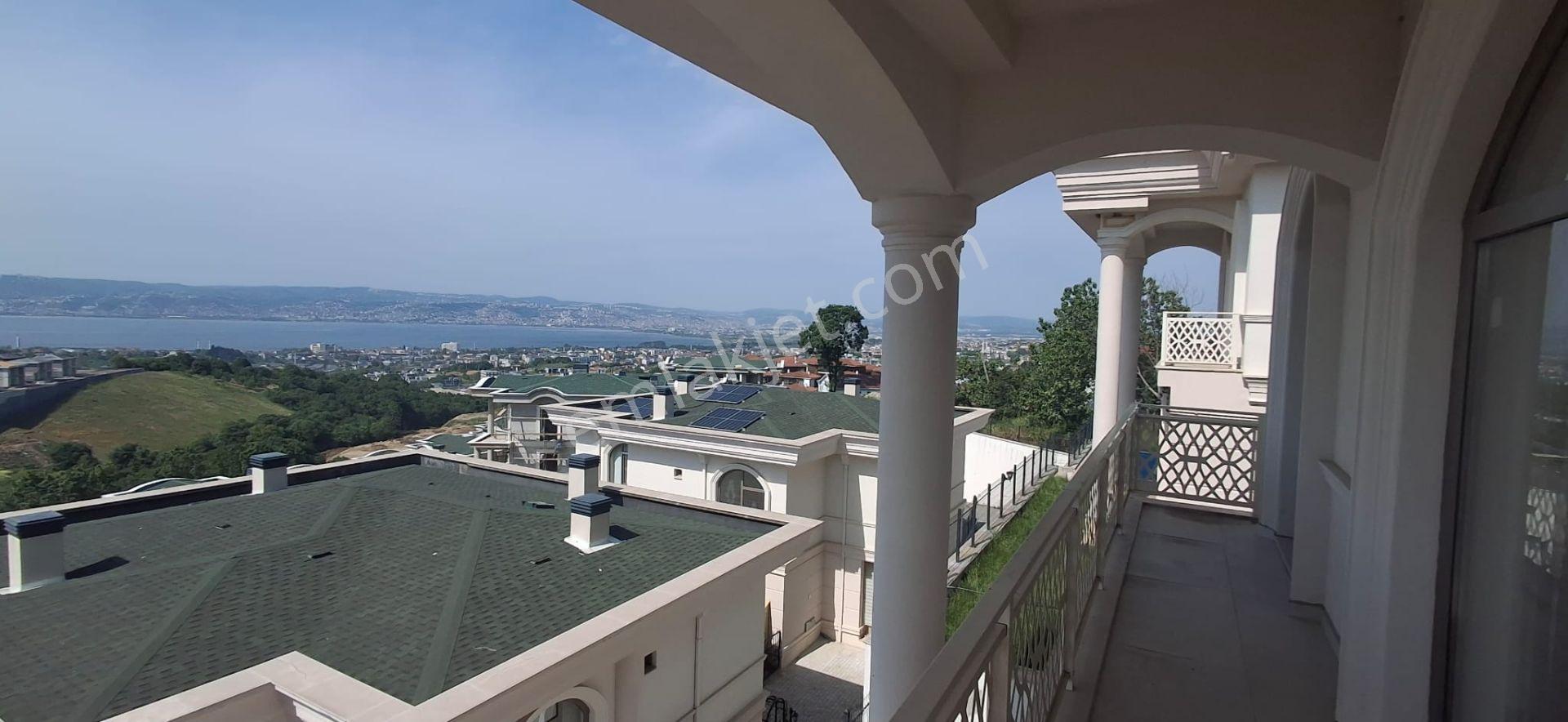 The Gate Emlak'tan Zümrüd-ü Anka Iı Sitesi'nde Satılık Deniz Manzaralı 4+1 Villa - Görsel 3
