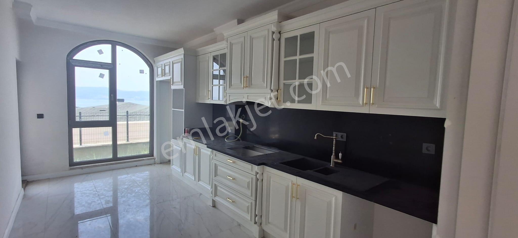 The Gate Emlak'tan Zümrüd-ü Anka Iı Sitesi'nde Satılık Deniz Manzaralı 4+1 Villa - Görsel 12