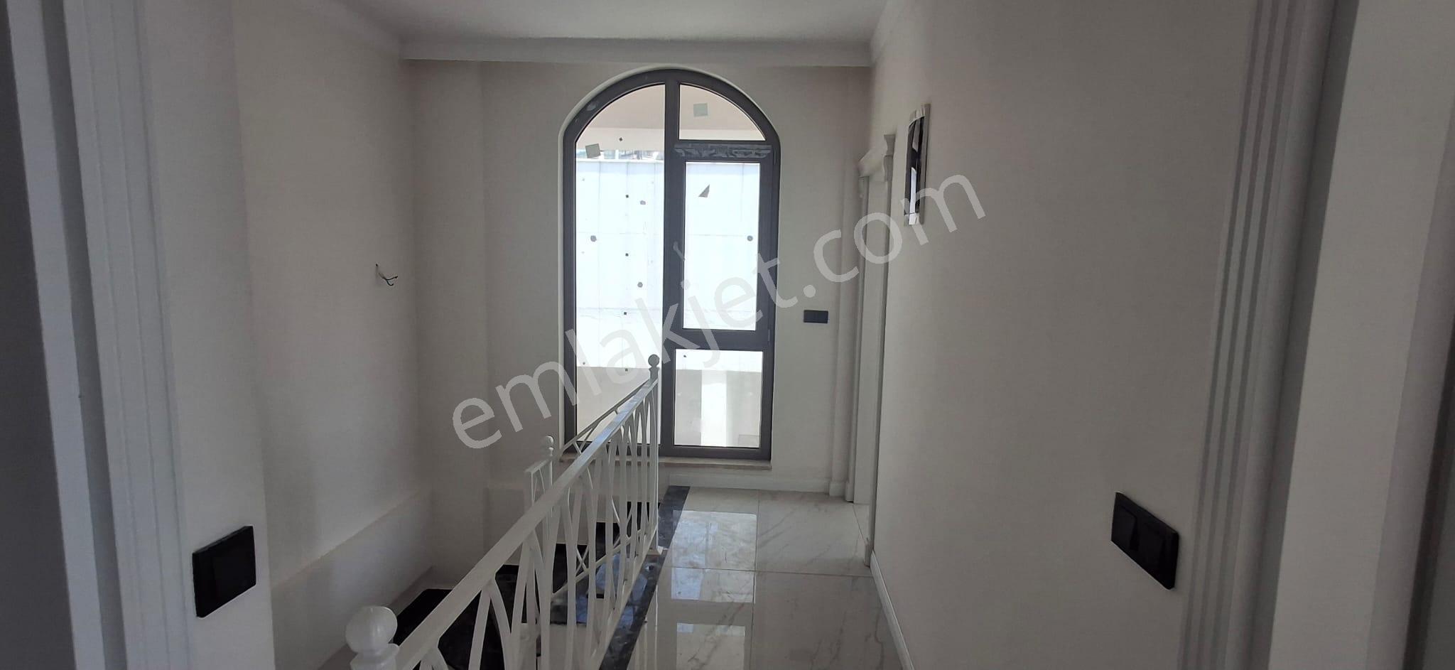 The Gate Emlak'tan Zümrüd-ü Anka Iı Sitesi'nde Satılık Deniz Manzaralı 4+1 Villa - Görsel 11