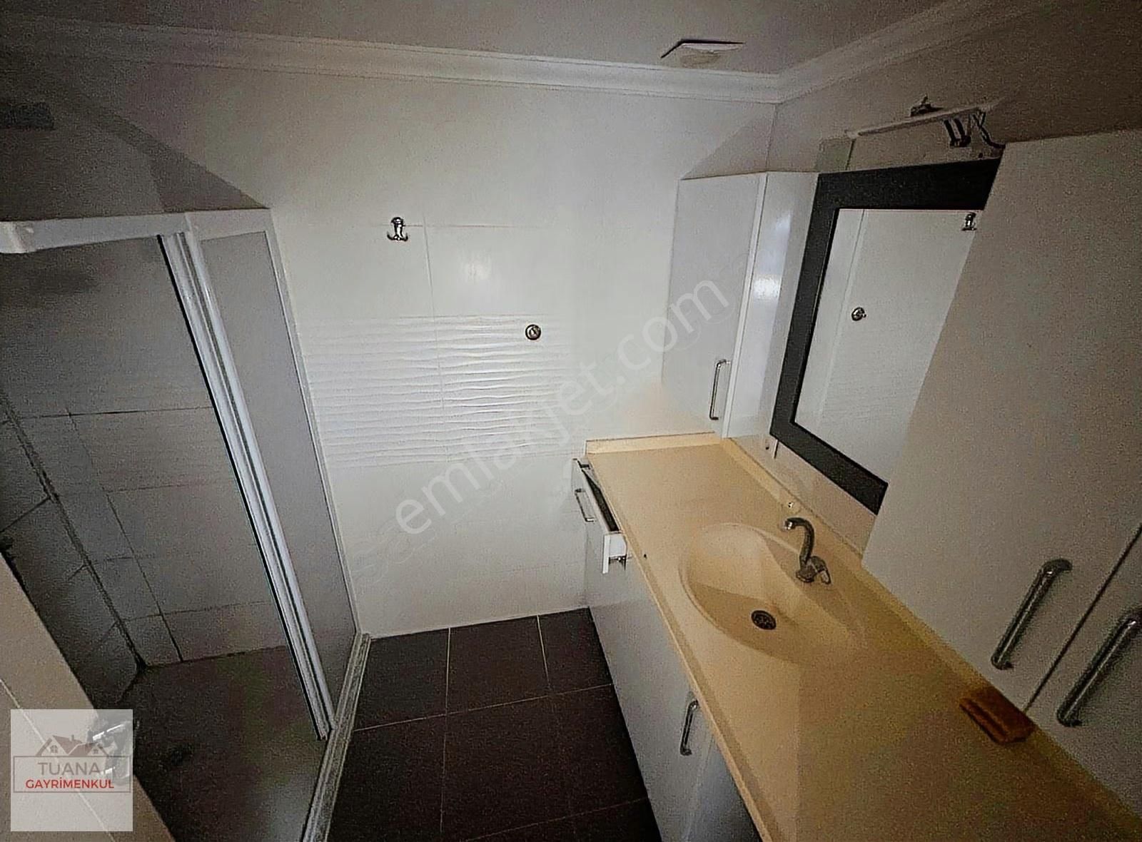 Tuana Emlak'tan Gülpınarda Giriş Kat 2+1 Daire - Görsel 7